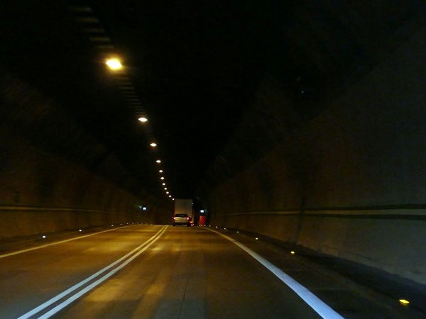 light_tunnel