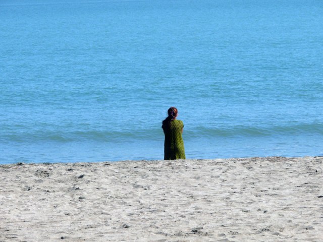 alone_beach
